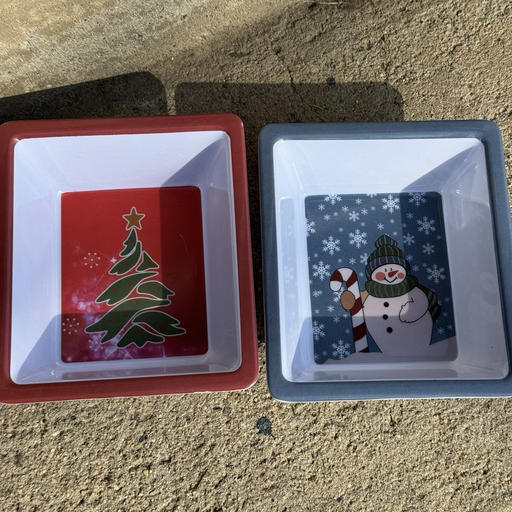2 Square Christmas Holiday Dishes‎ 6" Plastic Serving Dish Holiday Kitchen